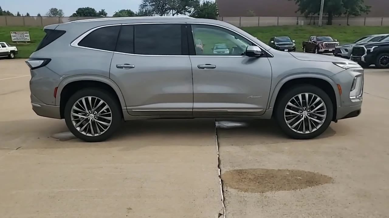 2026 Buick Enclave Avenir