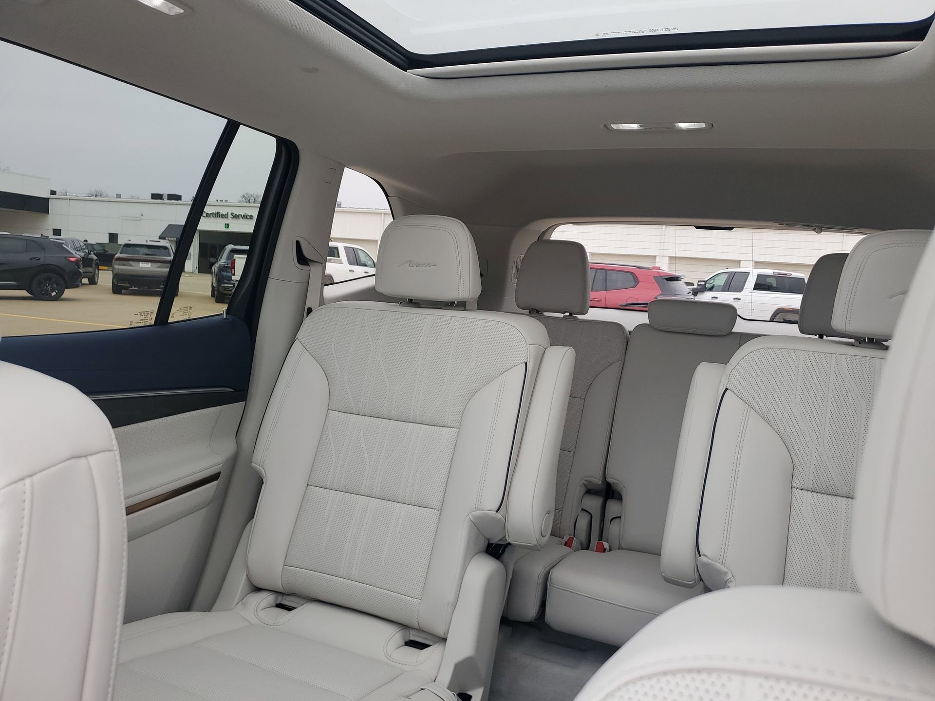 2026 Buick Enclave Avenir