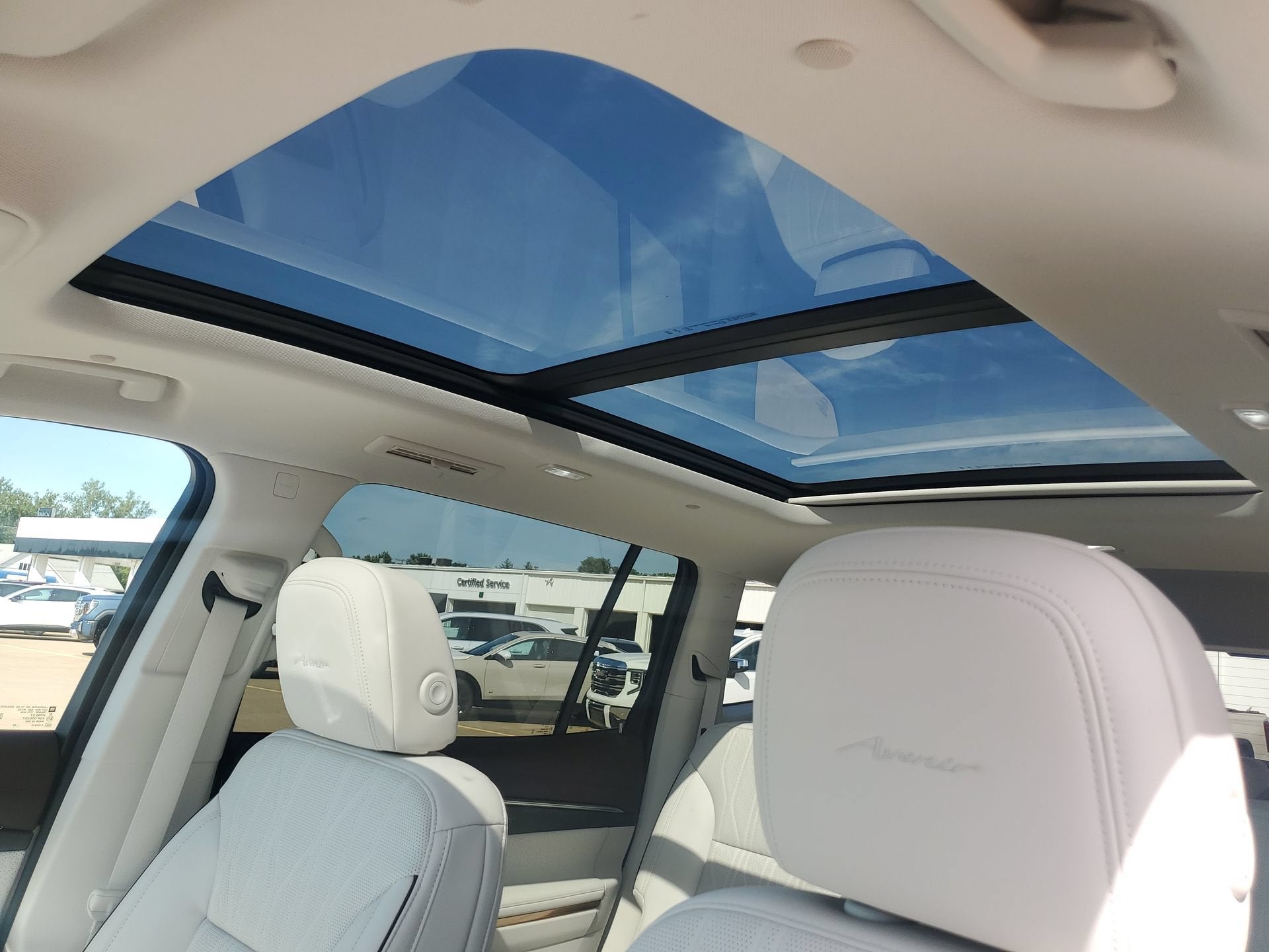 2026 Buick Enclave Avenir