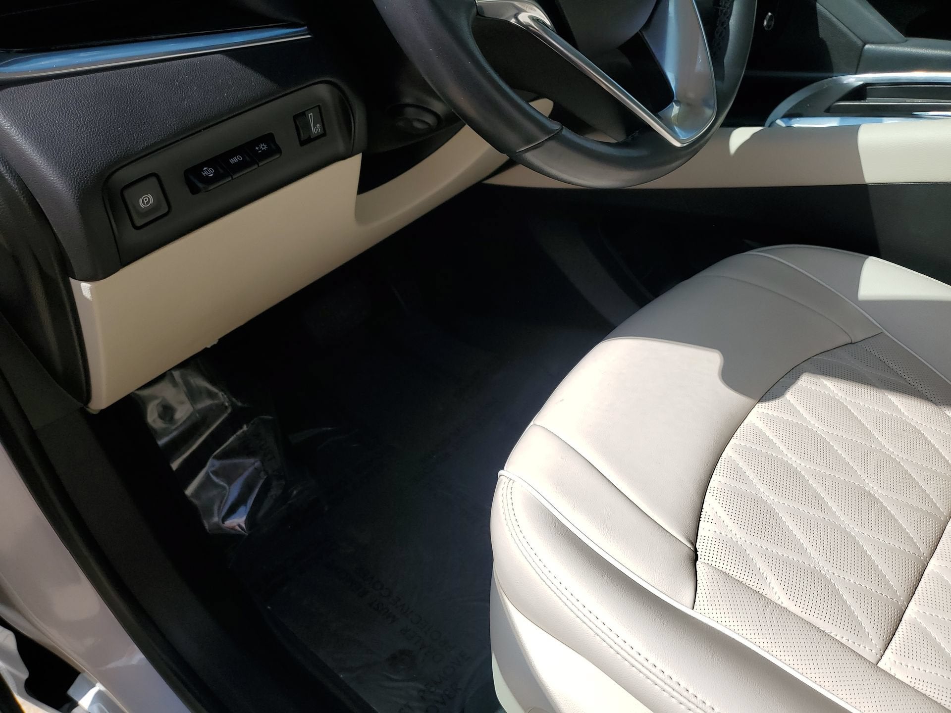 2022 Buick Enclave Avenir
