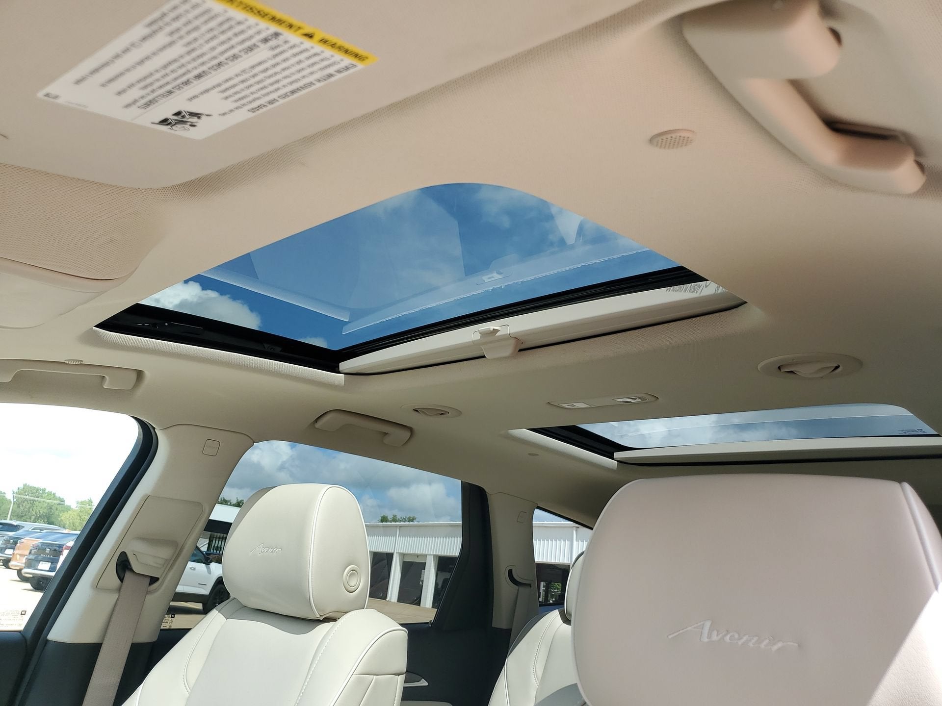 2022 Buick Enclave Avenir