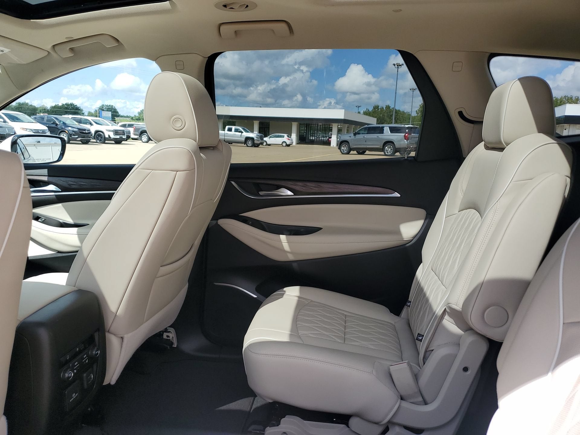 2022 Buick Enclave Avenir