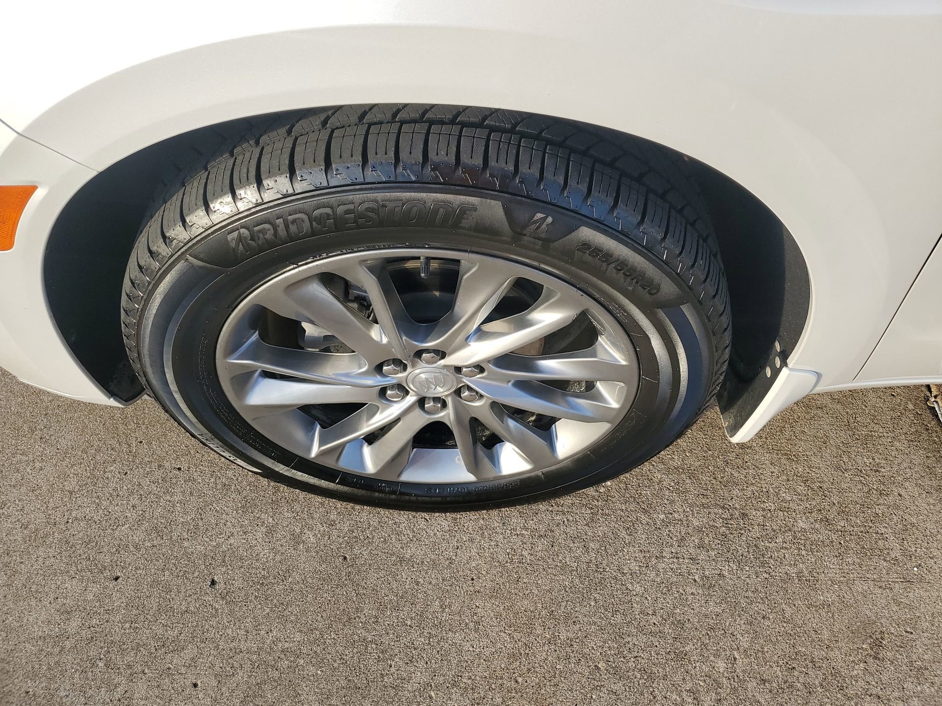 2022 Buick Enclave Avenir