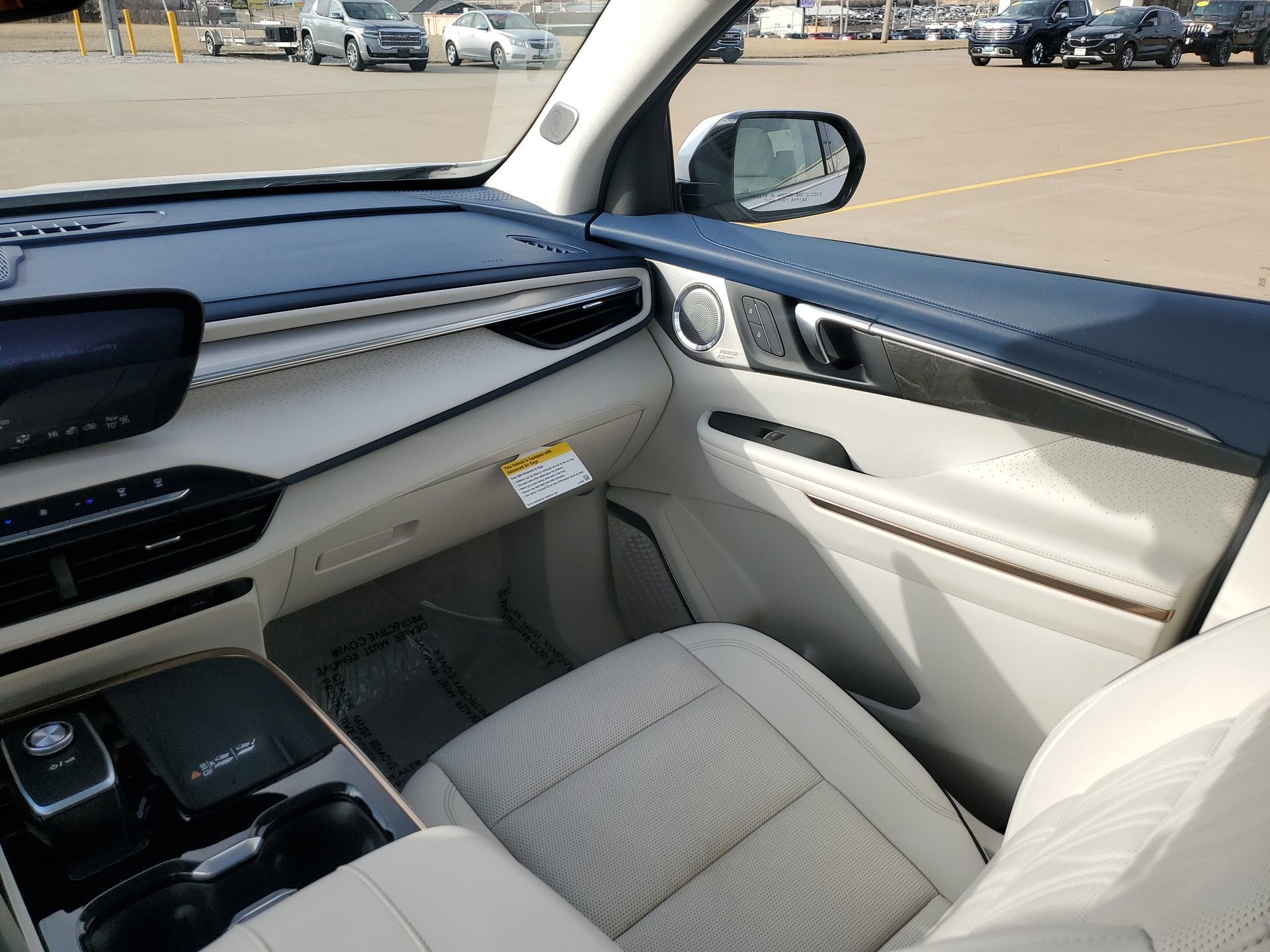 2025 Buick Enclave Avenir