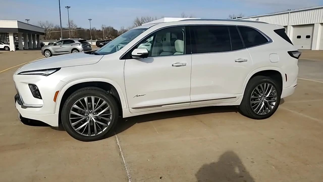2025 Buick Enclave Avenir