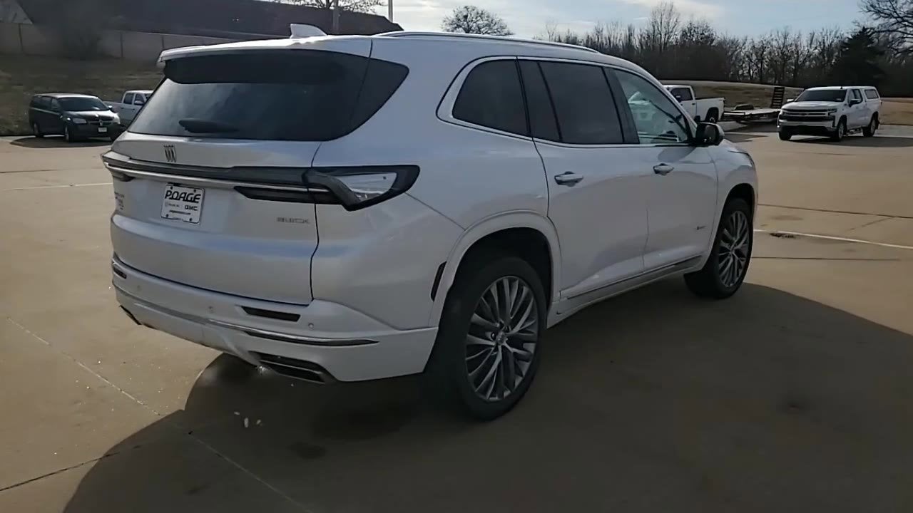 2025 Buick Enclave Avenir