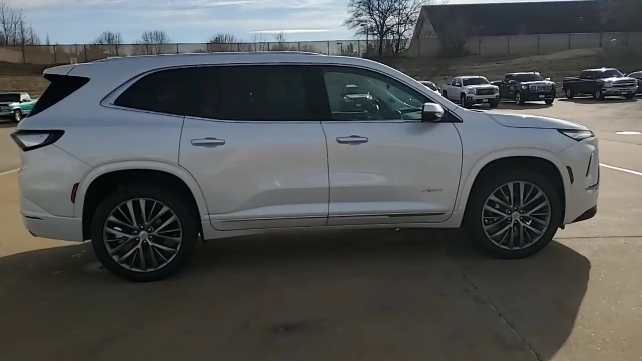 2025 Buick Enclave Avenir