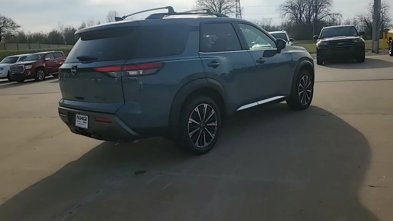 2026 Nissan Pathfinder Platinum