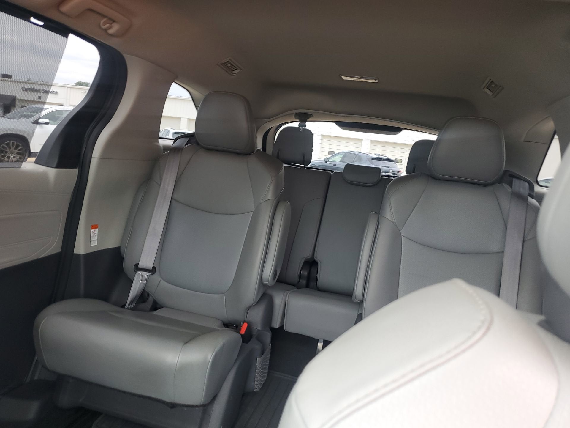 2021 Toyota Sienna XLE