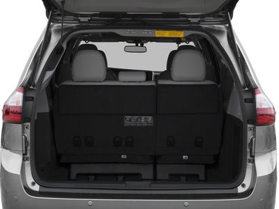 2017 Toyota Sienna XLE Auto Access Seat