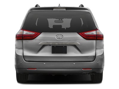 2017 Toyota Sienna XLE Auto Access Seat