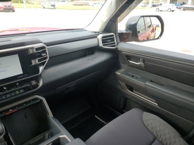 2022 Toyota Tundra 4WD SR5