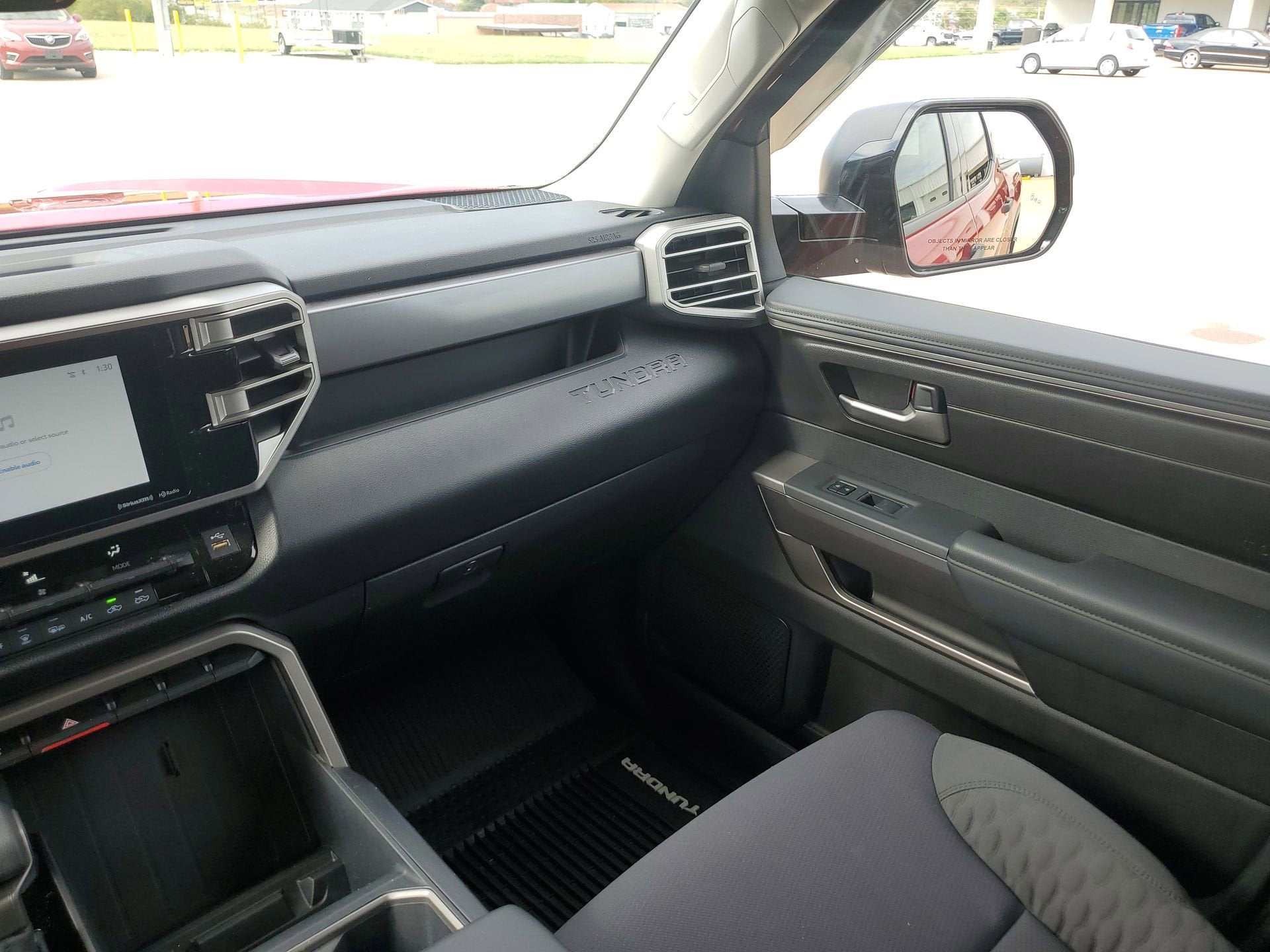 2022 Toyota Tundra 4WD SR5