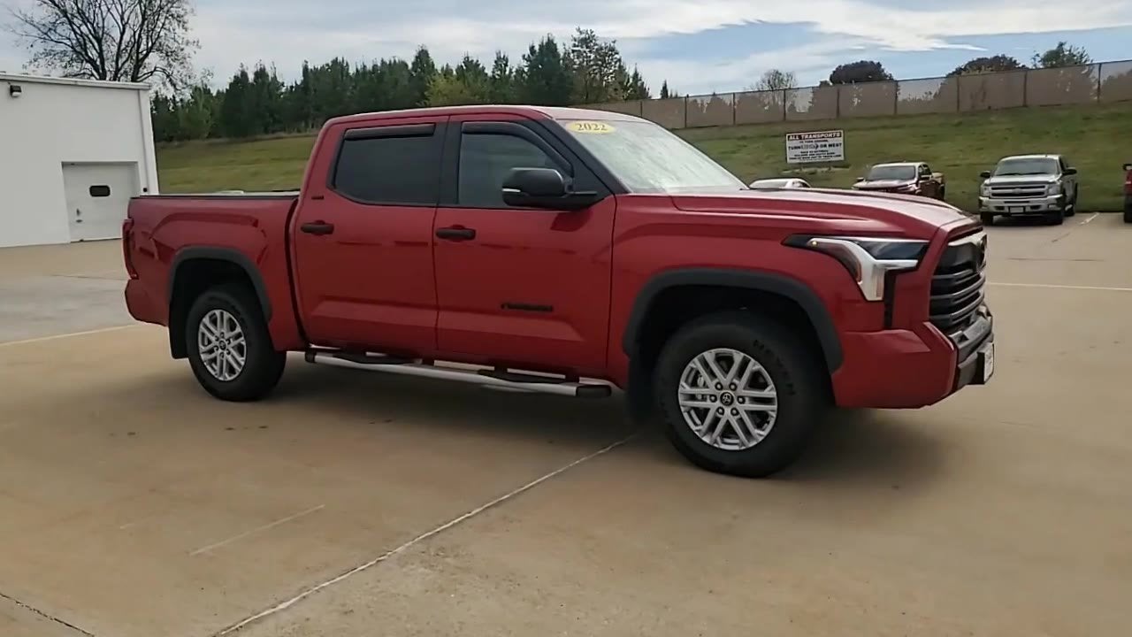 2022 Toyota Tundra 4WD SR5
