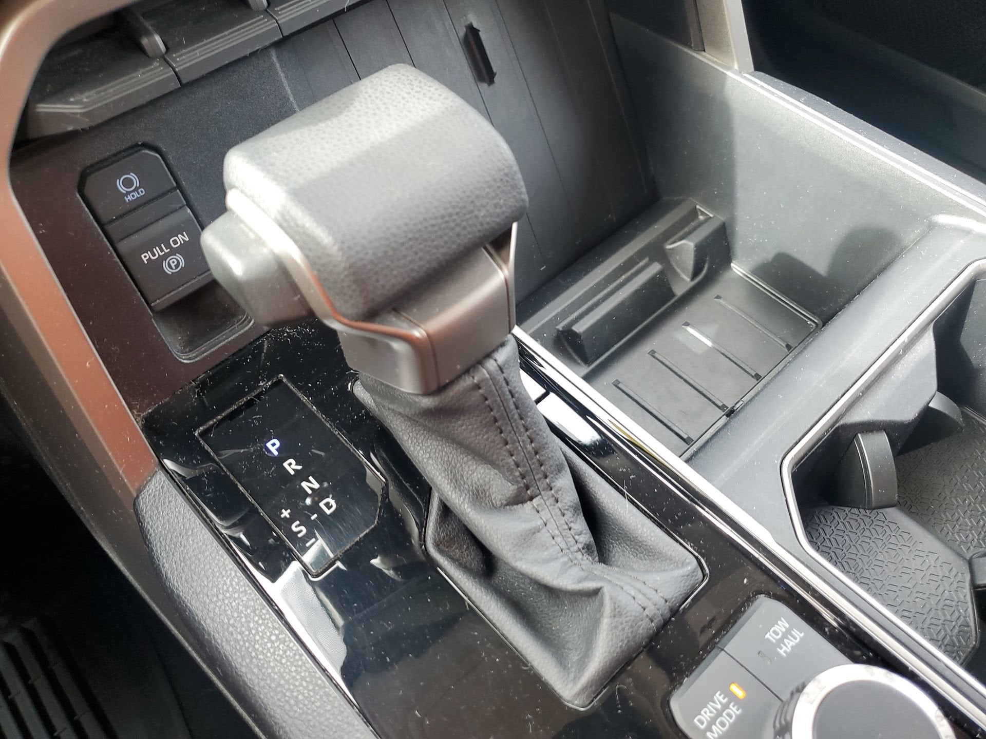 2022 Toyota Tundra 4WD SR5