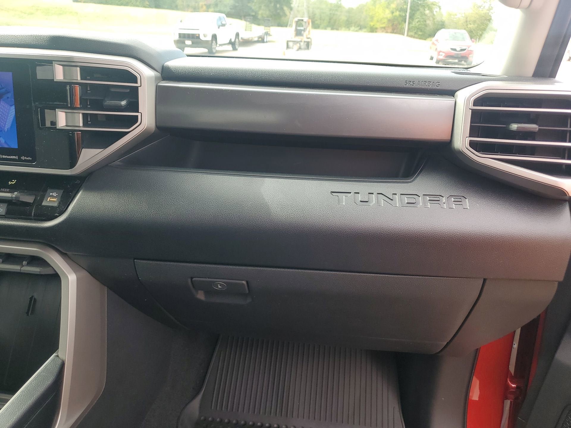 2022 Toyota Tundra 4WD SR5