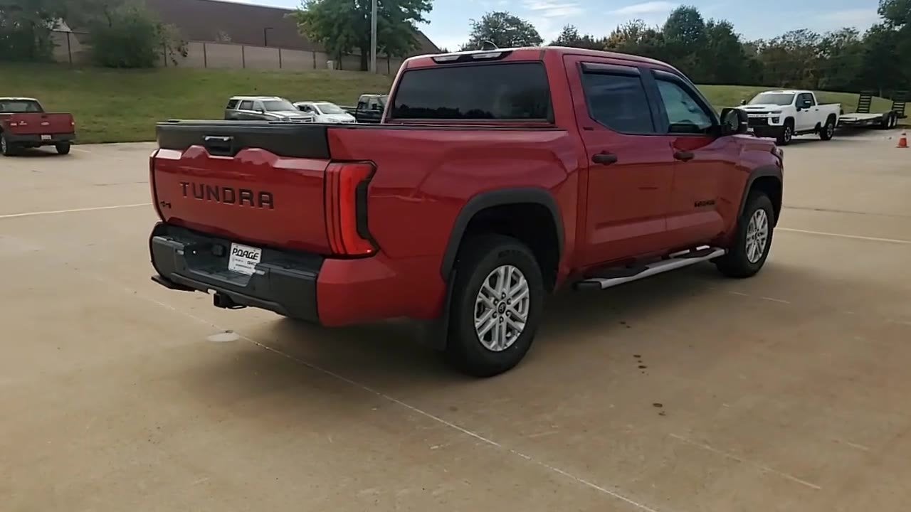 2022 Toyota Tundra 4WD SR5