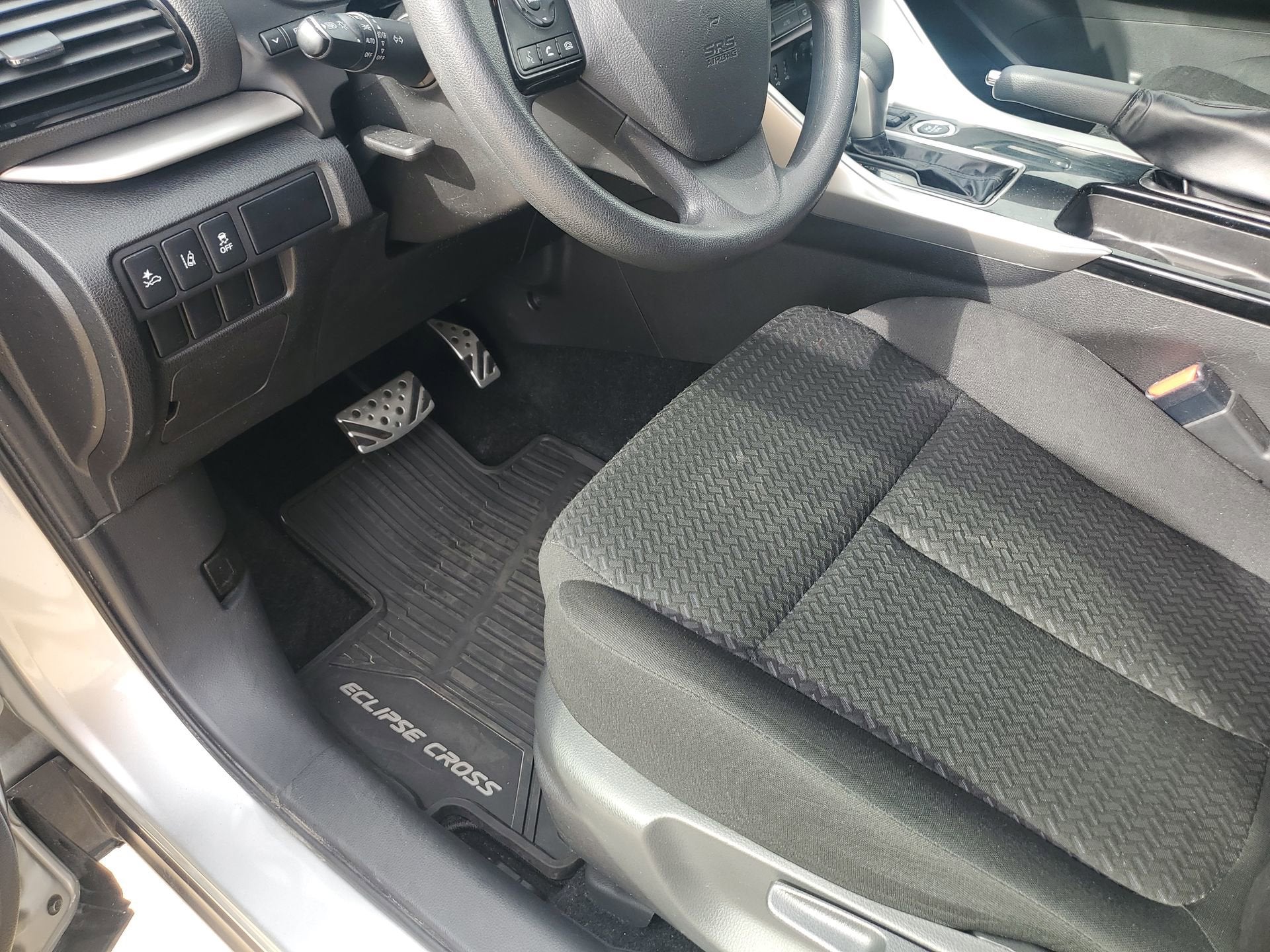 2023 Mitsubishi Eclipse Cross LE