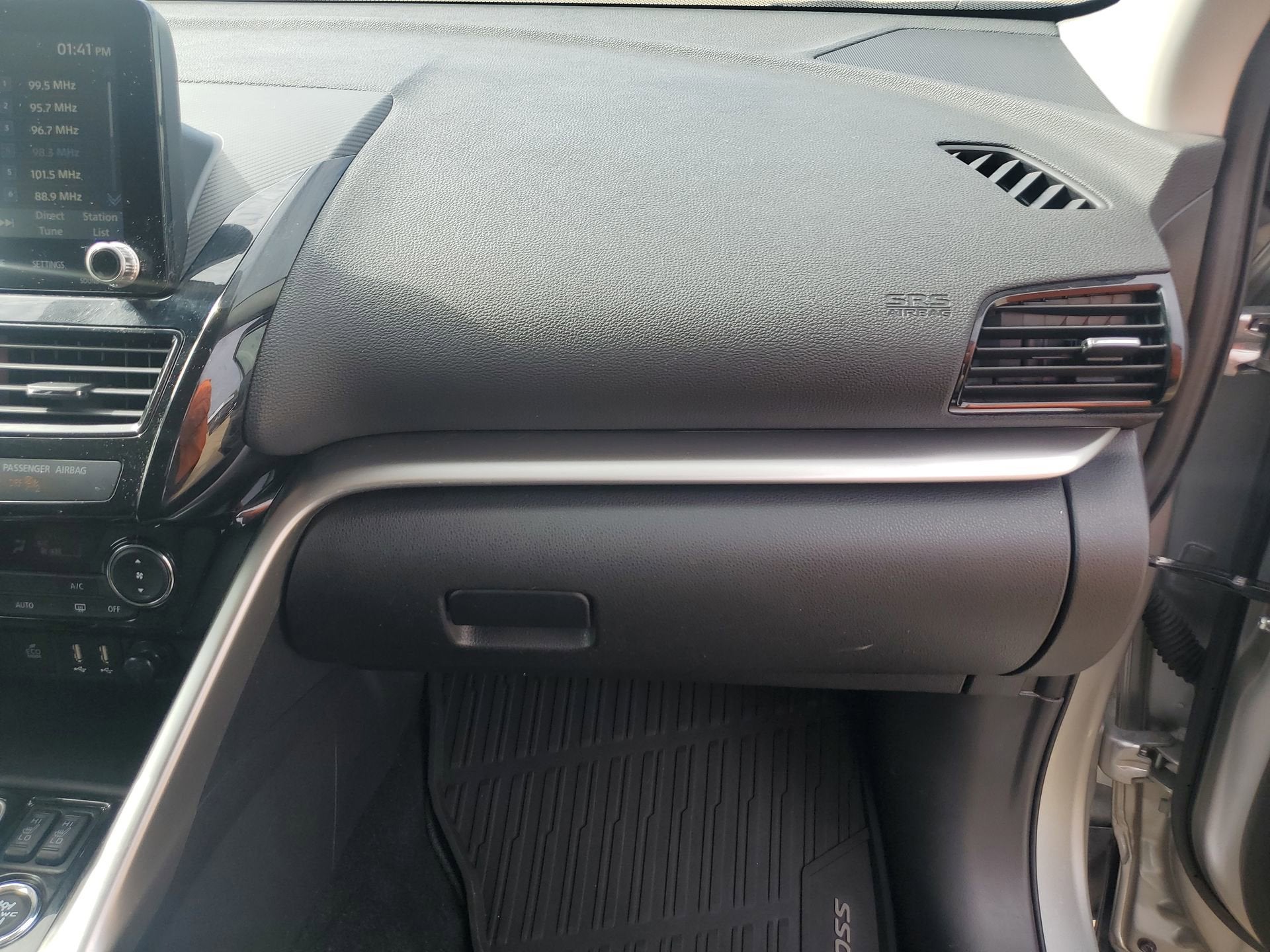 2023 Mitsubishi Eclipse Cross LE