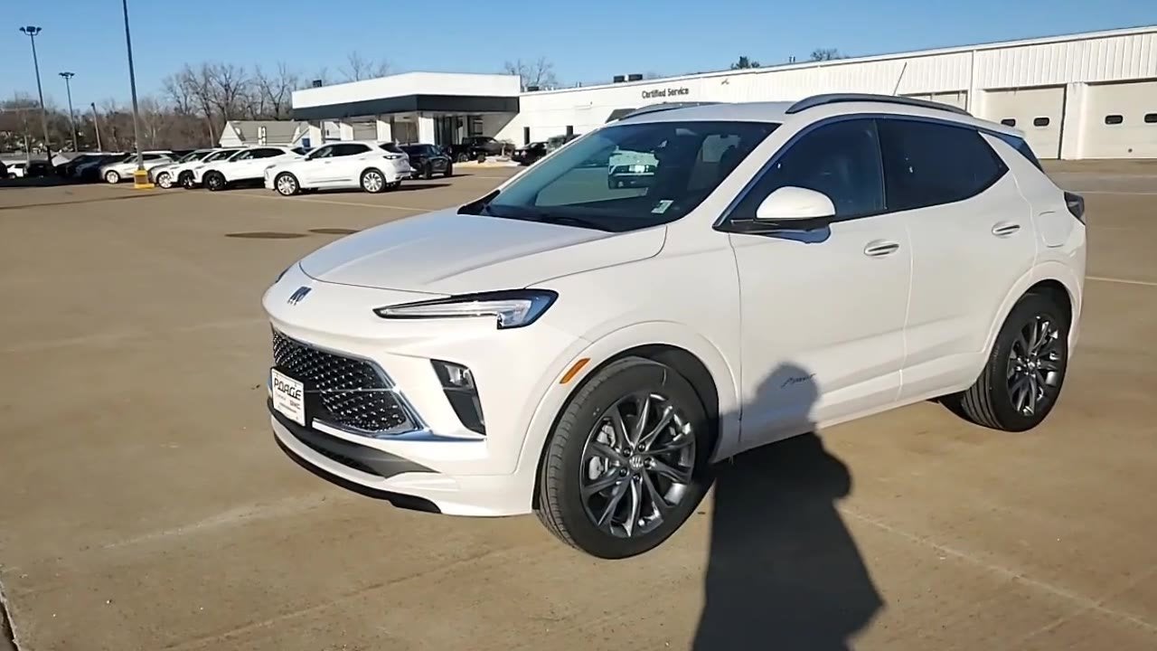 2026 Buick Encore GX Avenir