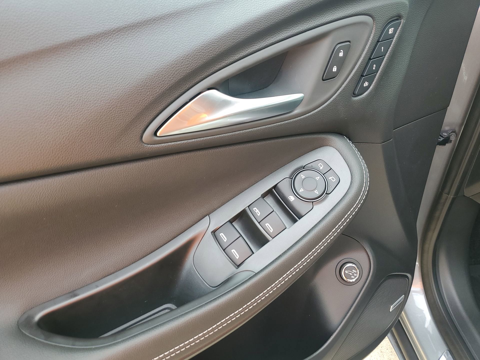 2026 Buick Encore GX Avenir