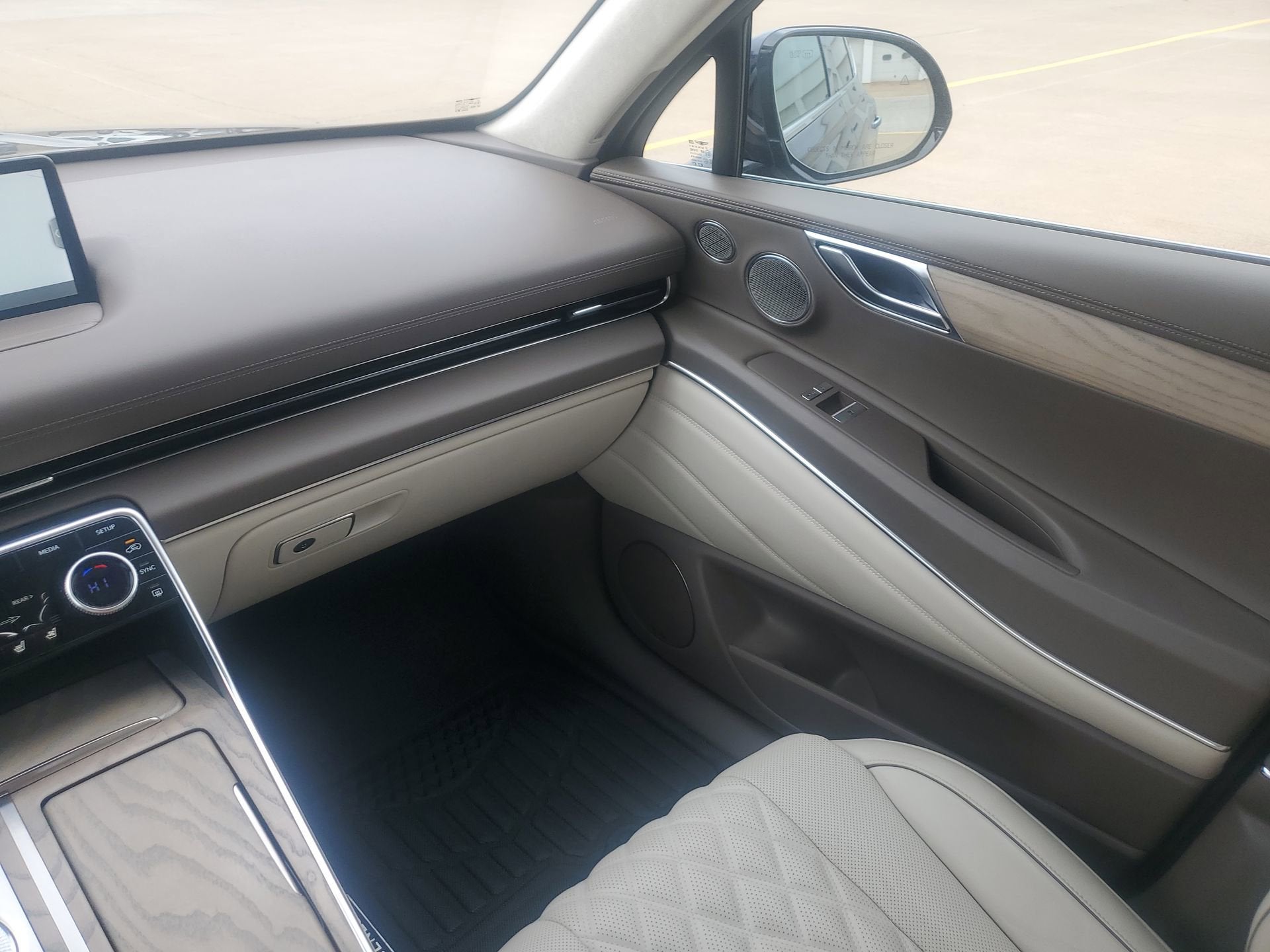 2022 Genesis GV80 Prestige Signature