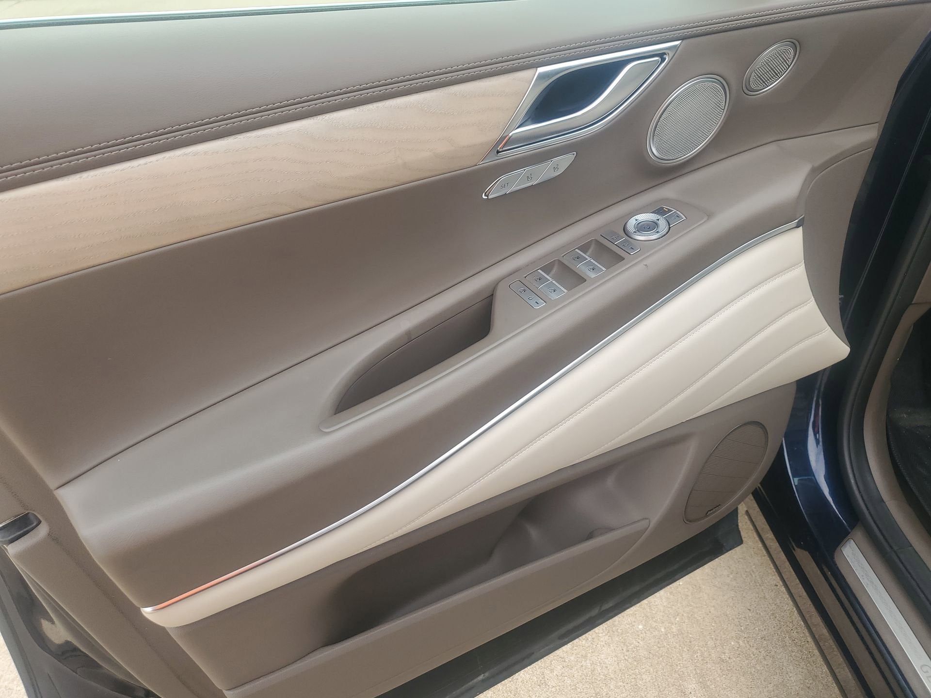 2022 Genesis GV80 Prestige Signature